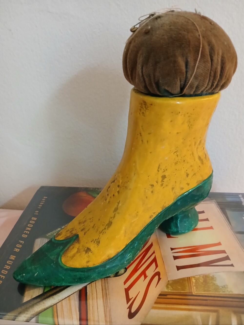 VINTAGE | Primitive Folkart Paper Mache Pin Cushion Handpainted Shoe